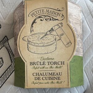 Petite Maison Brûlé Torch